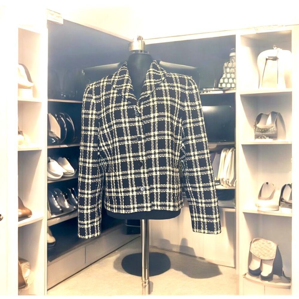 Amanda Smith Tweed Button Down Jacket